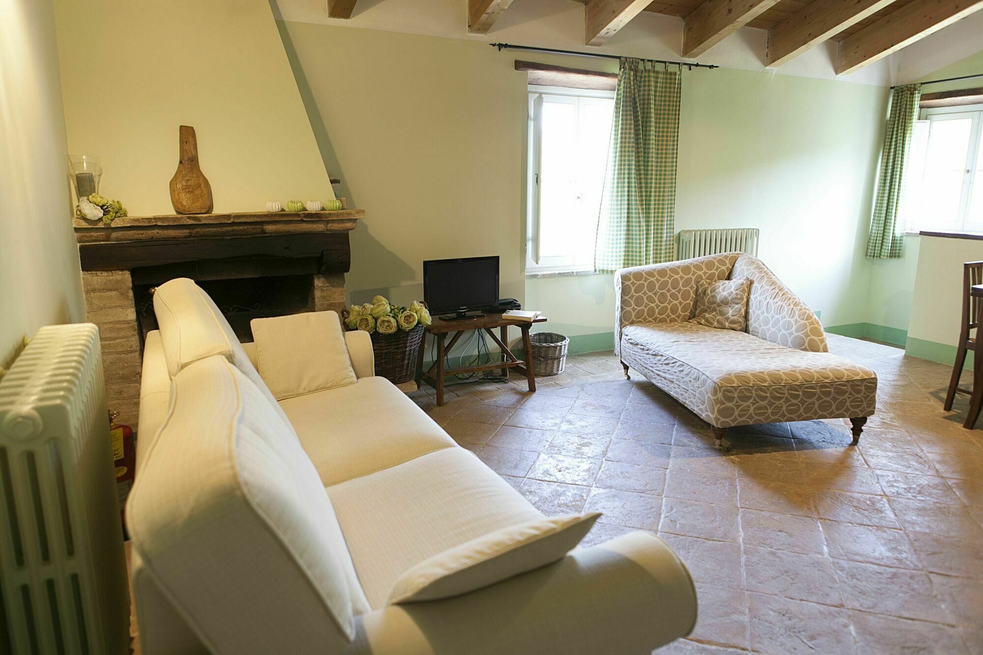 Re Artu Assisi Country Lifestyle Aparthotel Bagian luar foto